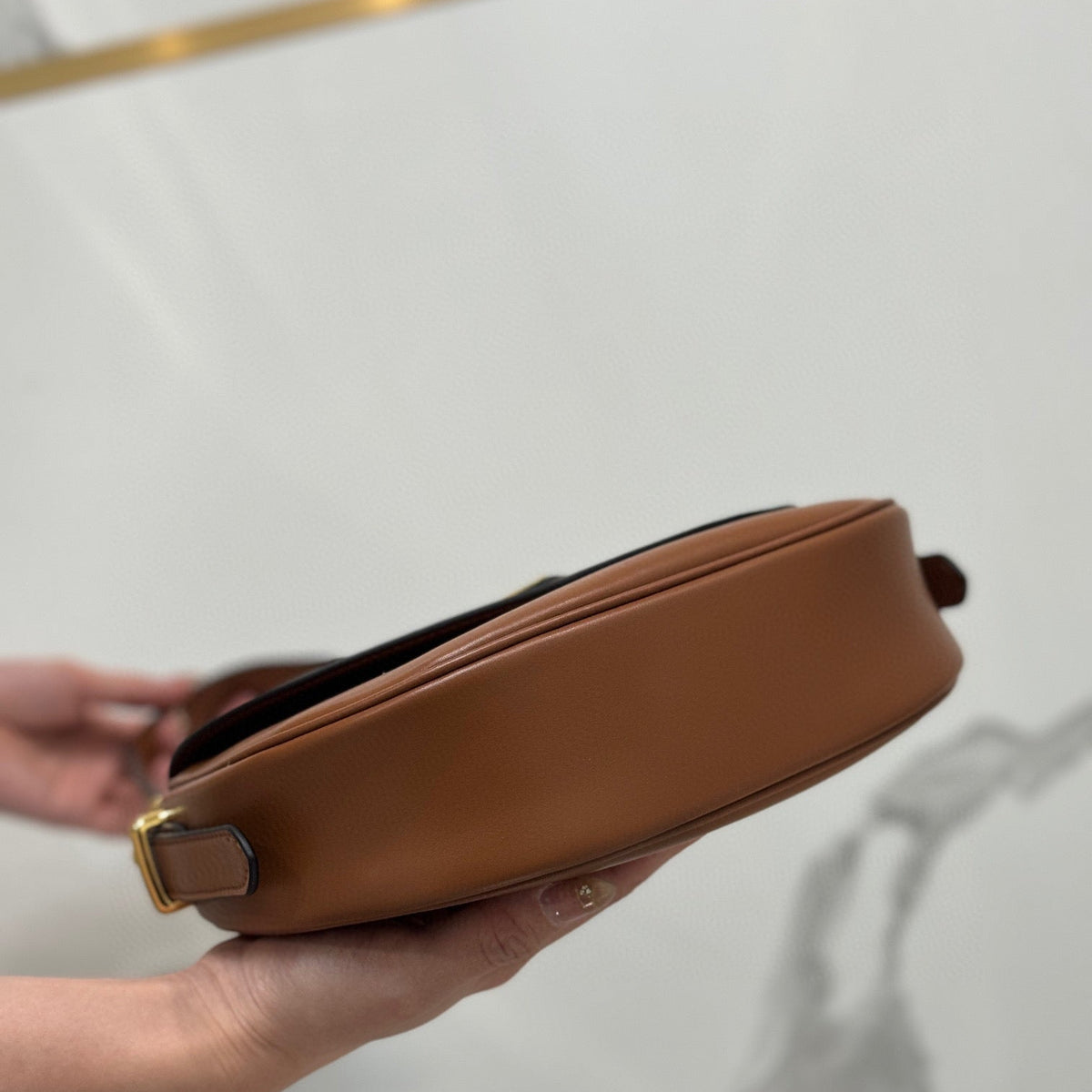 PD ARQUE SHOULDER BAG