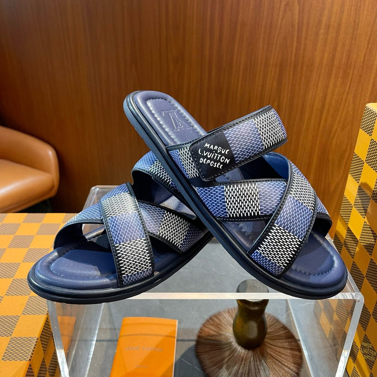 LOU VENICE MULE