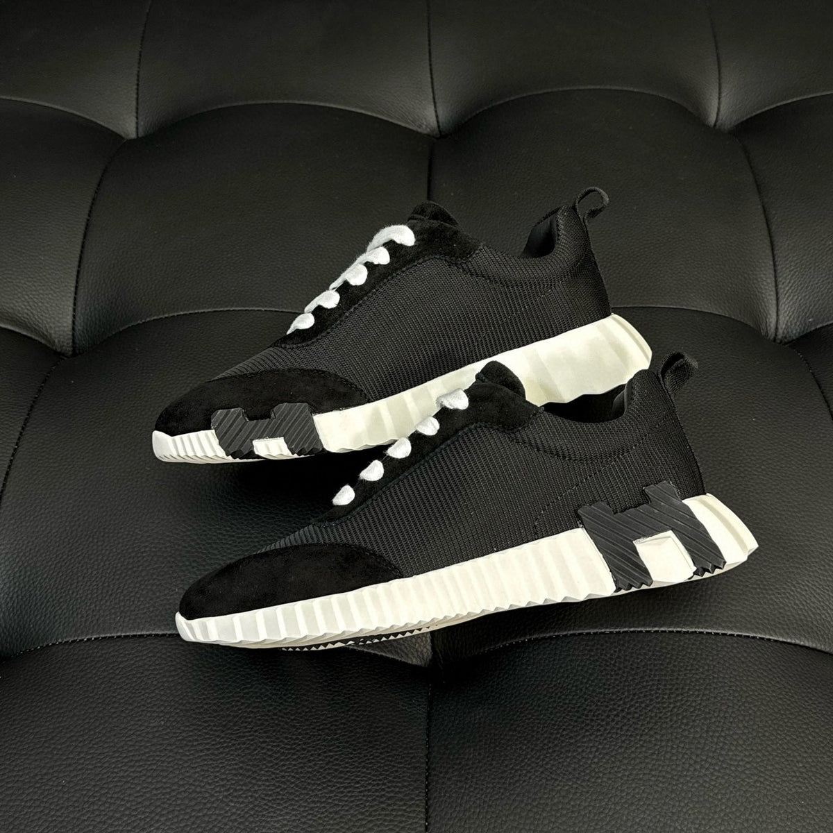 HERM BOUNCING SNEAKERS
