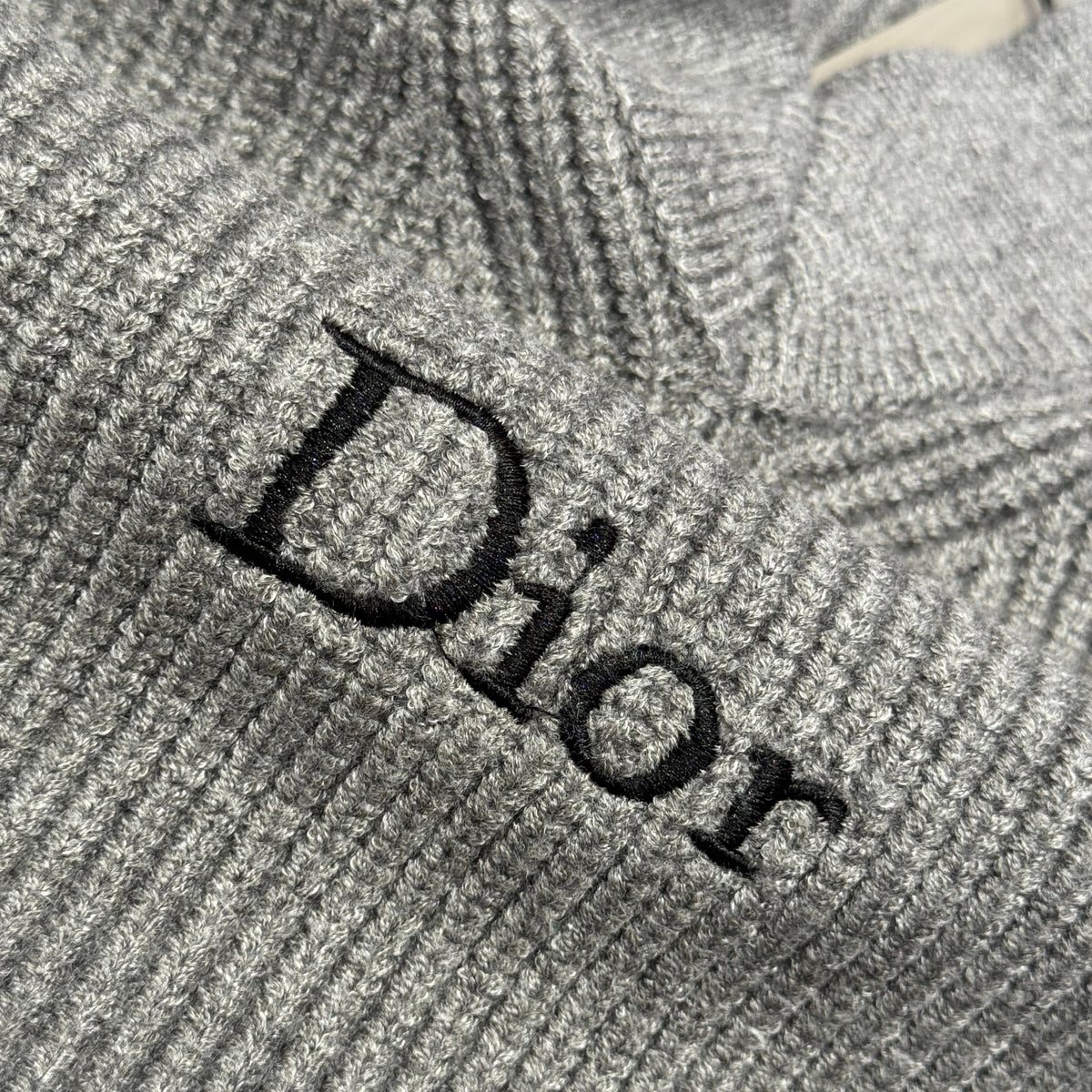 CD JUMPER
