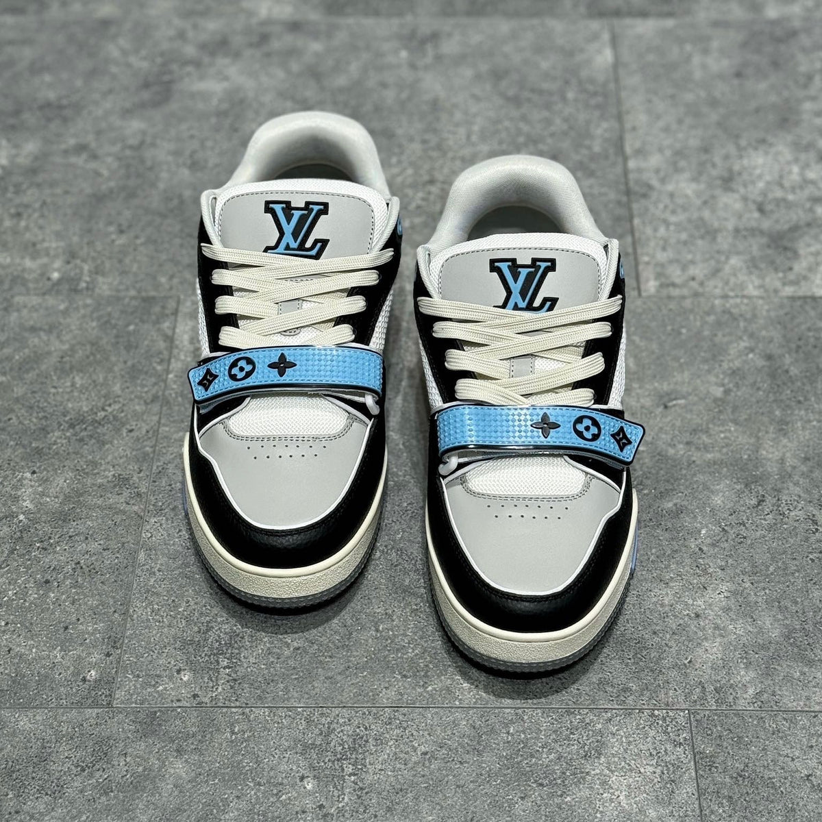 LOU TRAINERS