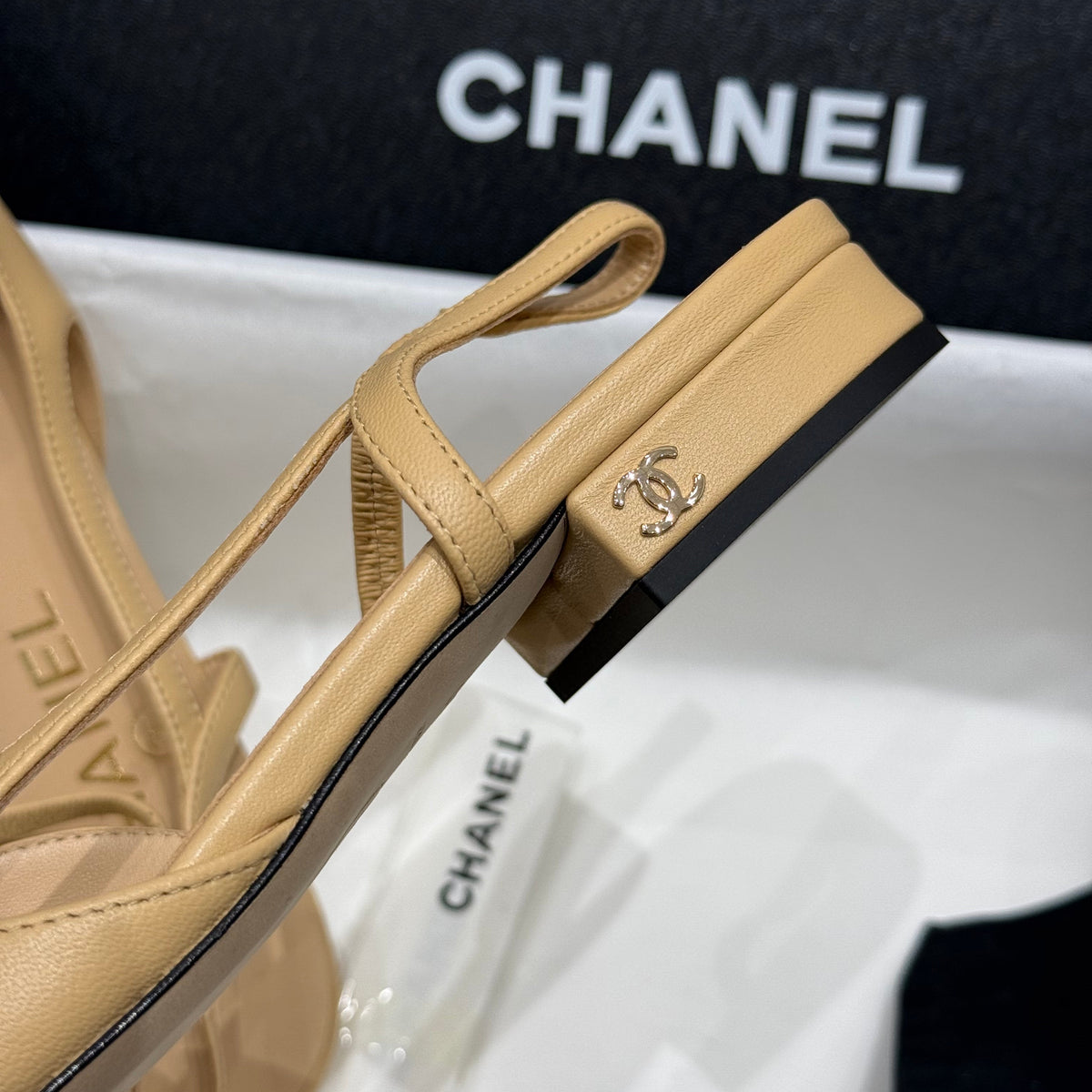 CC SLINGBACK PUMPS