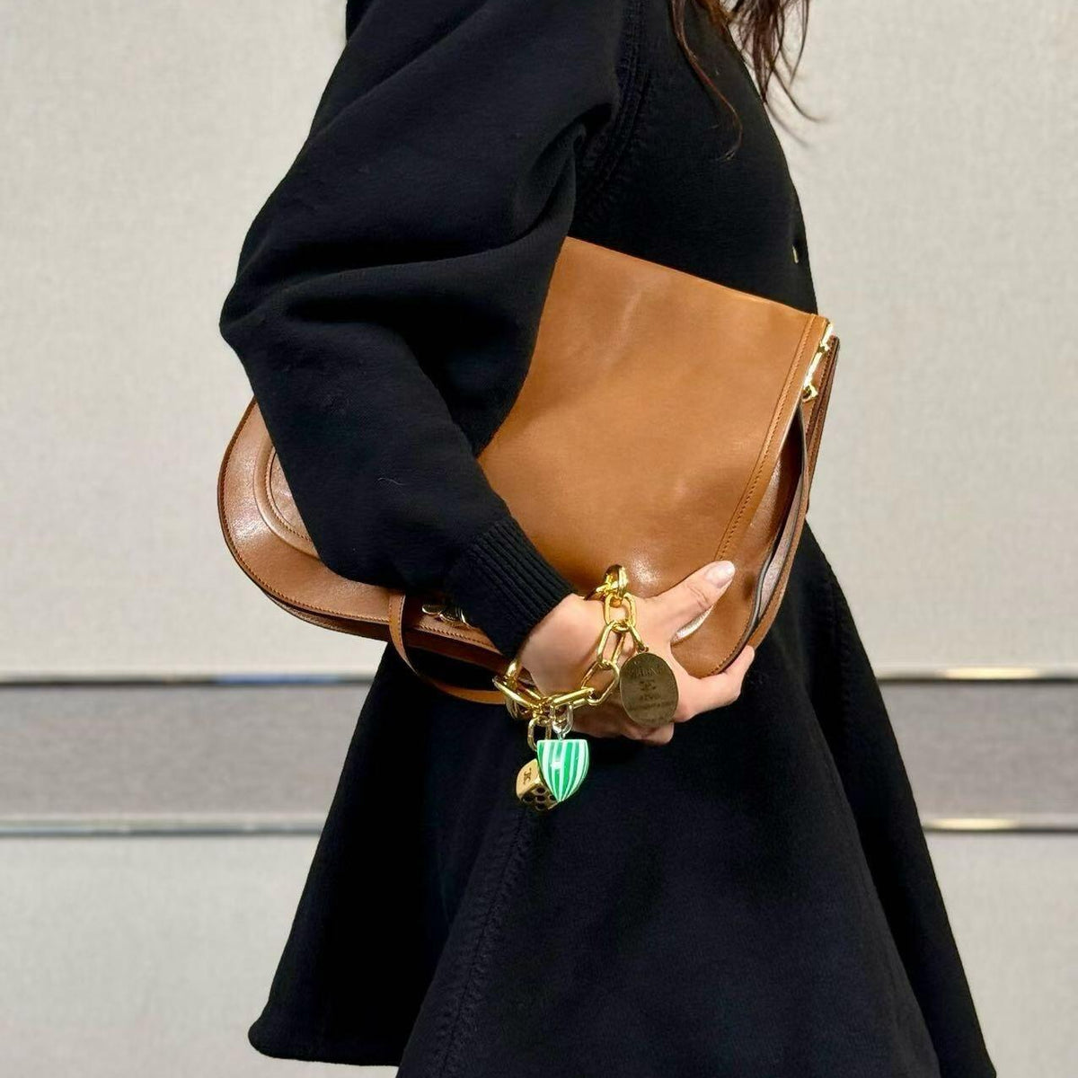 CEL TRIOMPHE BESACE BAG