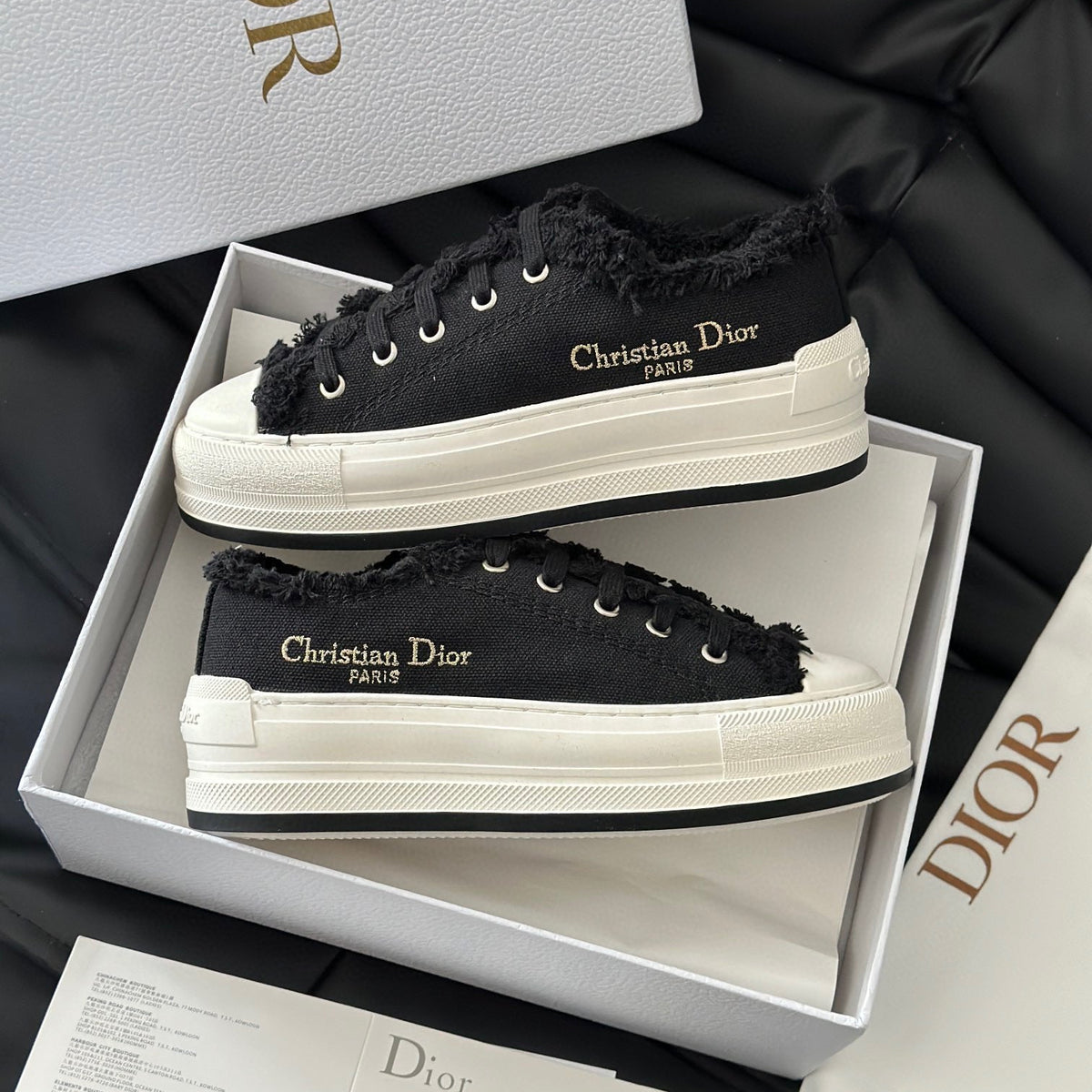 CD WALKIN SNEAKER