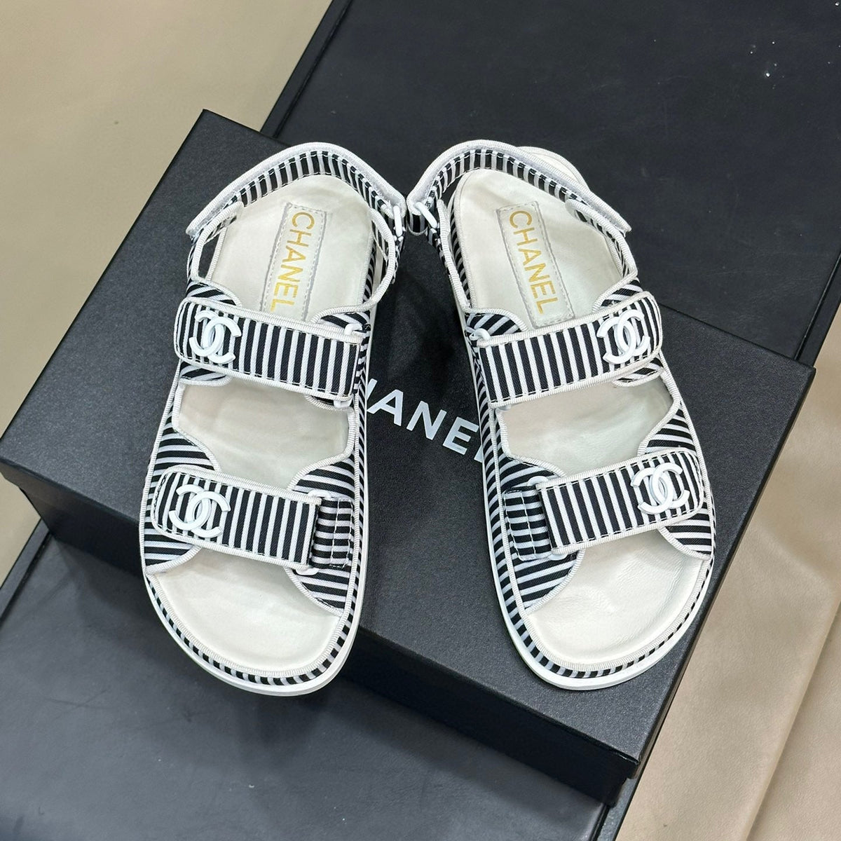 CC SANDALS