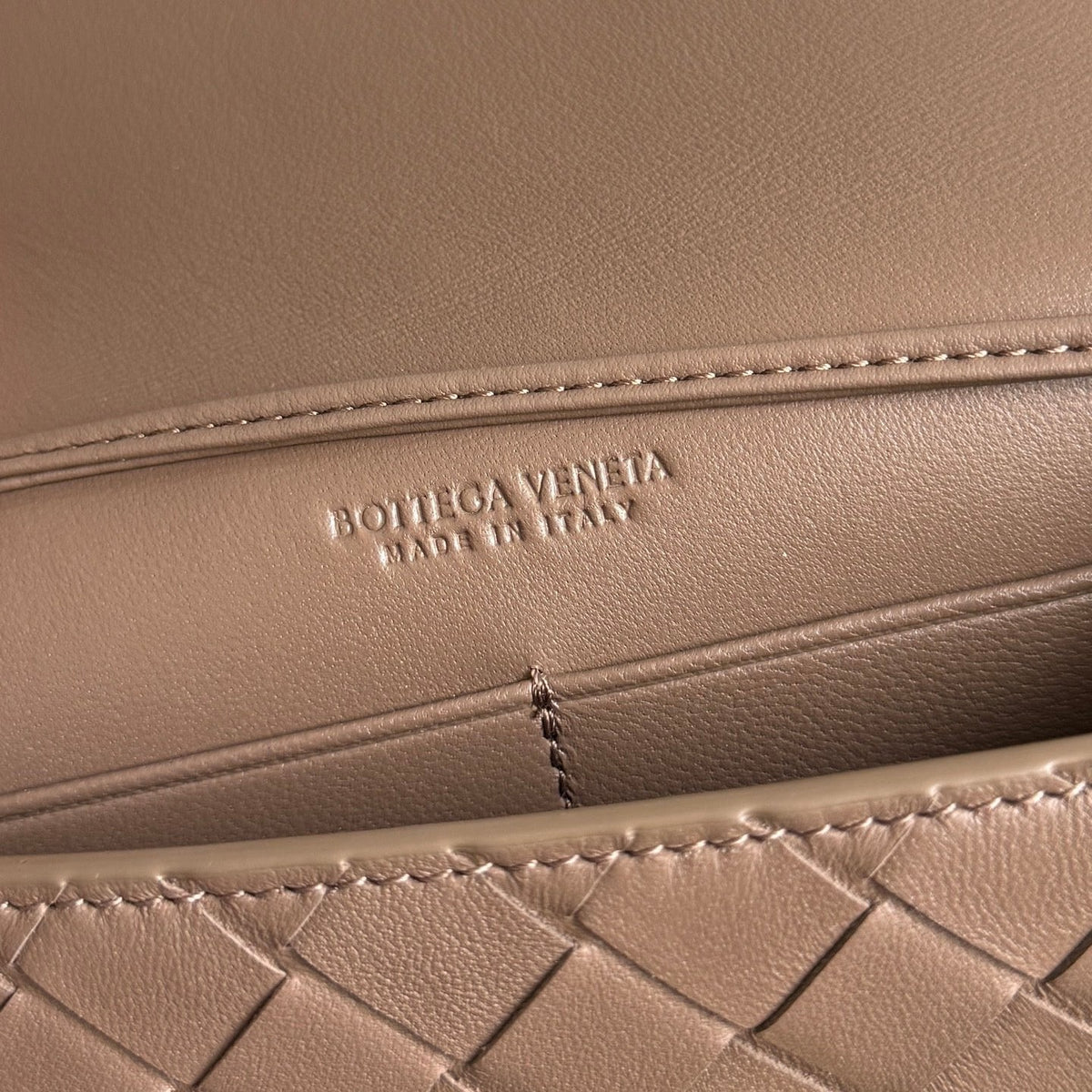 BOTT V ANDIAMO POUCH