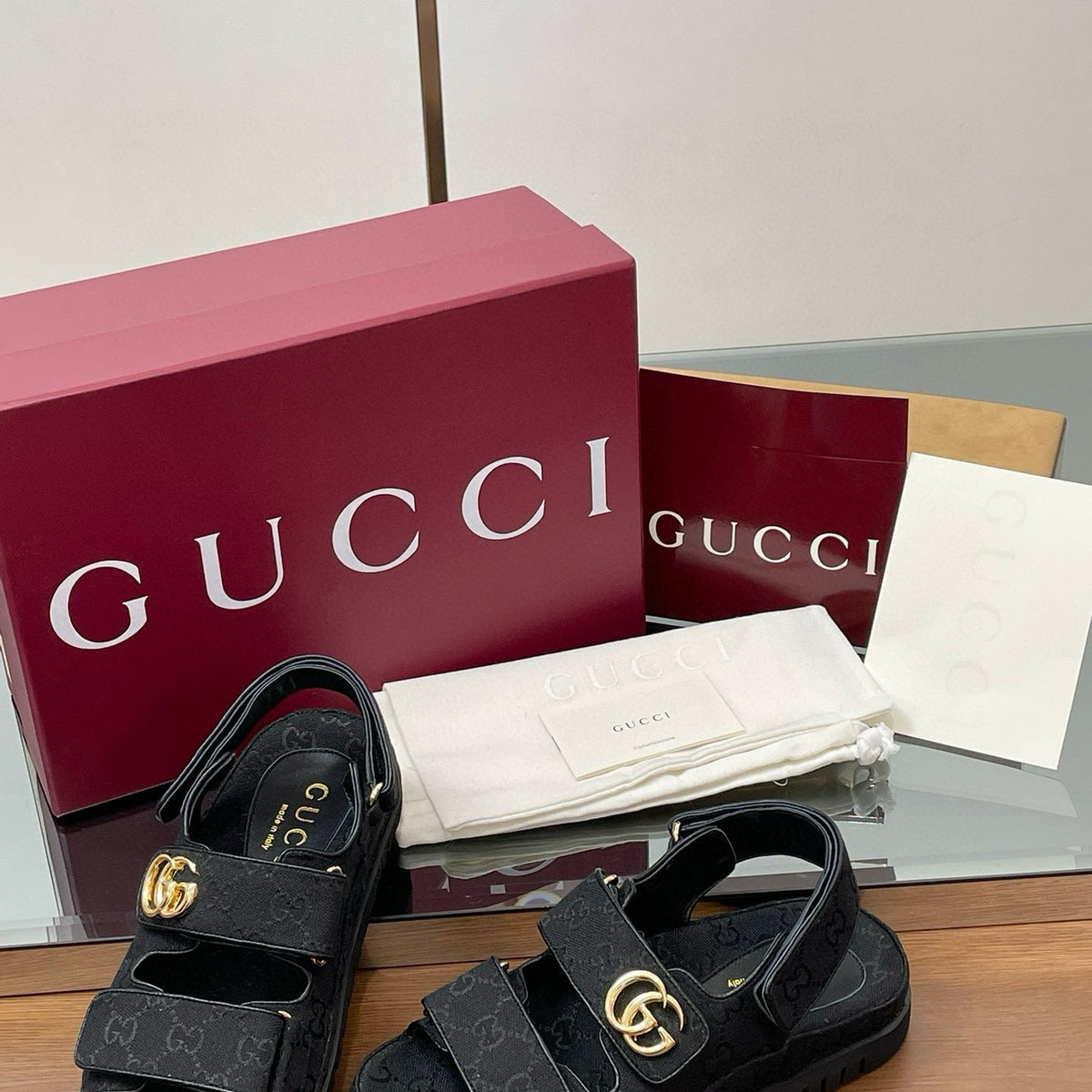 GG SANDALS