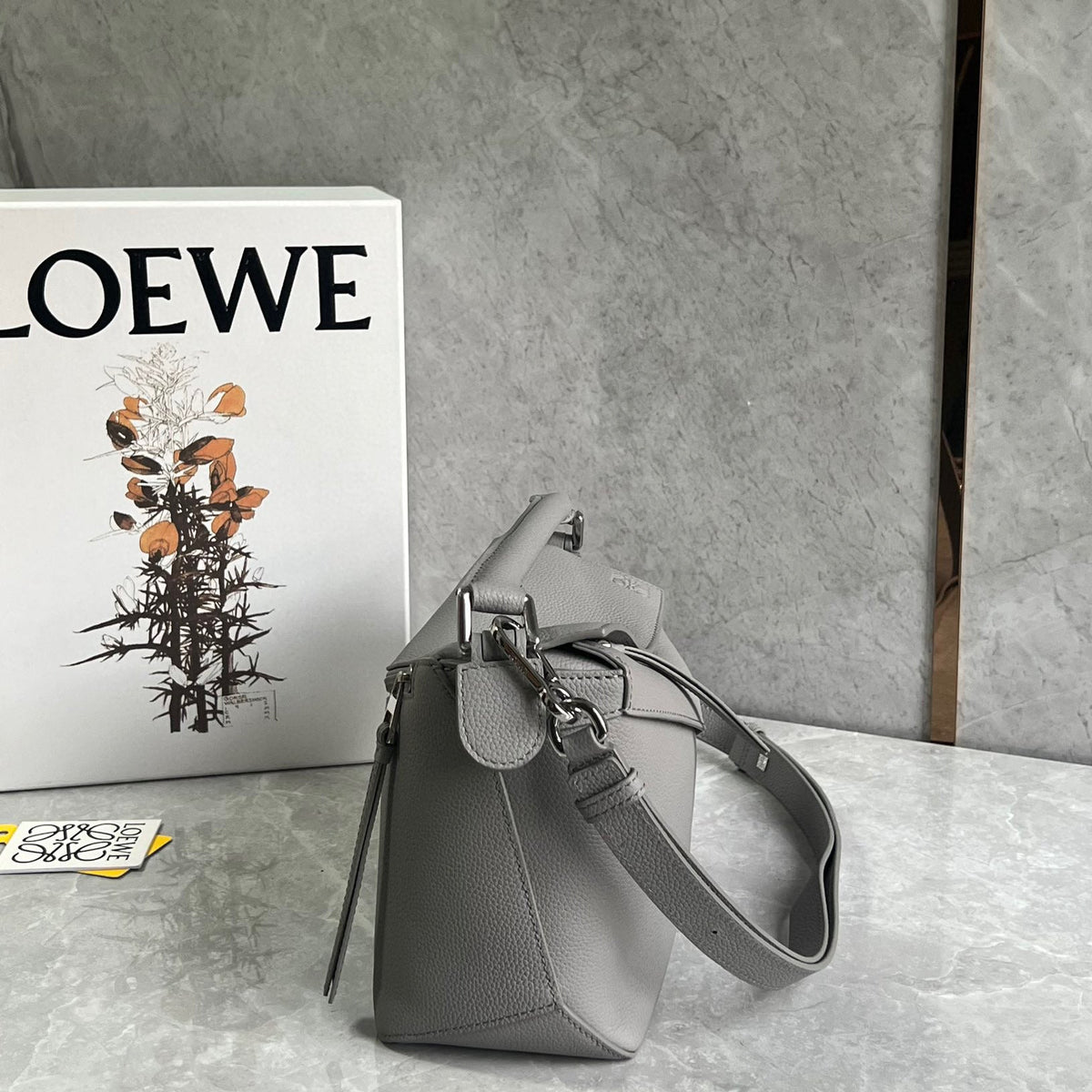 LOEW SMALL PUZZLE EDGE BAG