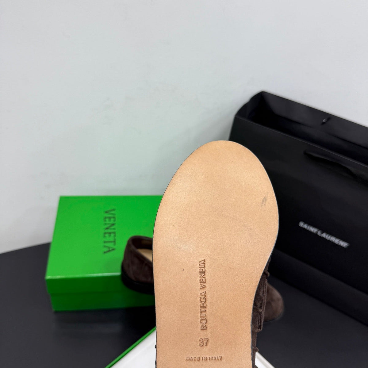 BOTT V LOAFERS