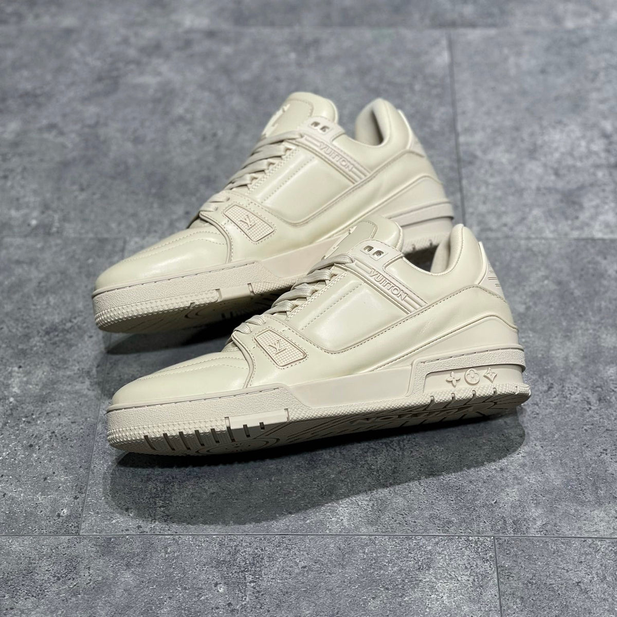 LOU TRAINERS