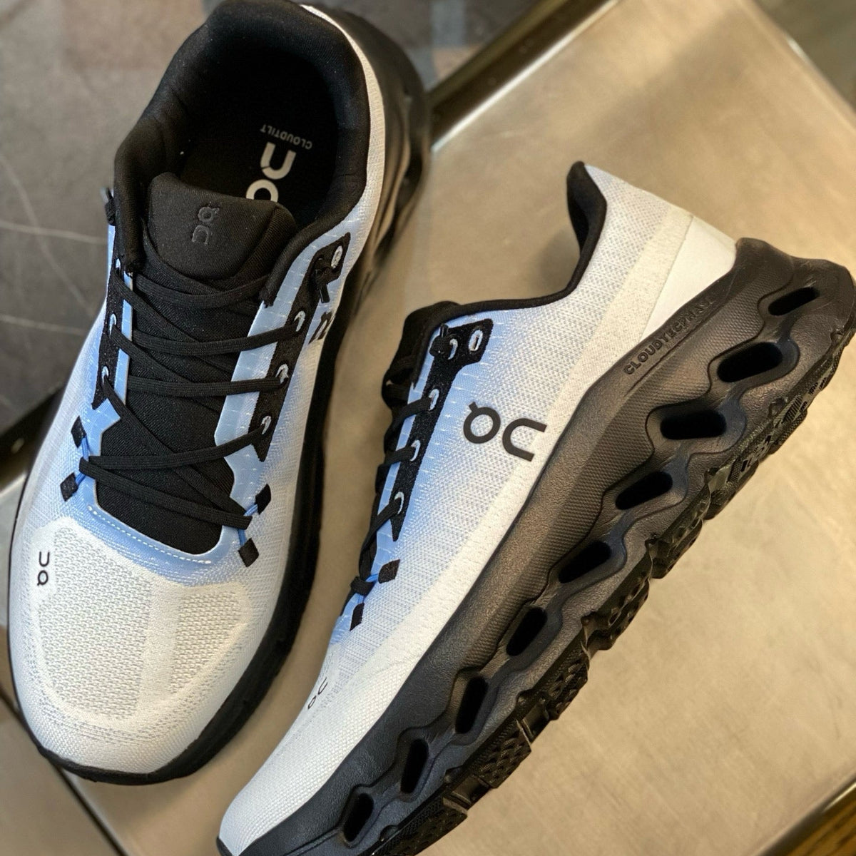LOEW CLOUDLIT SNEAKER