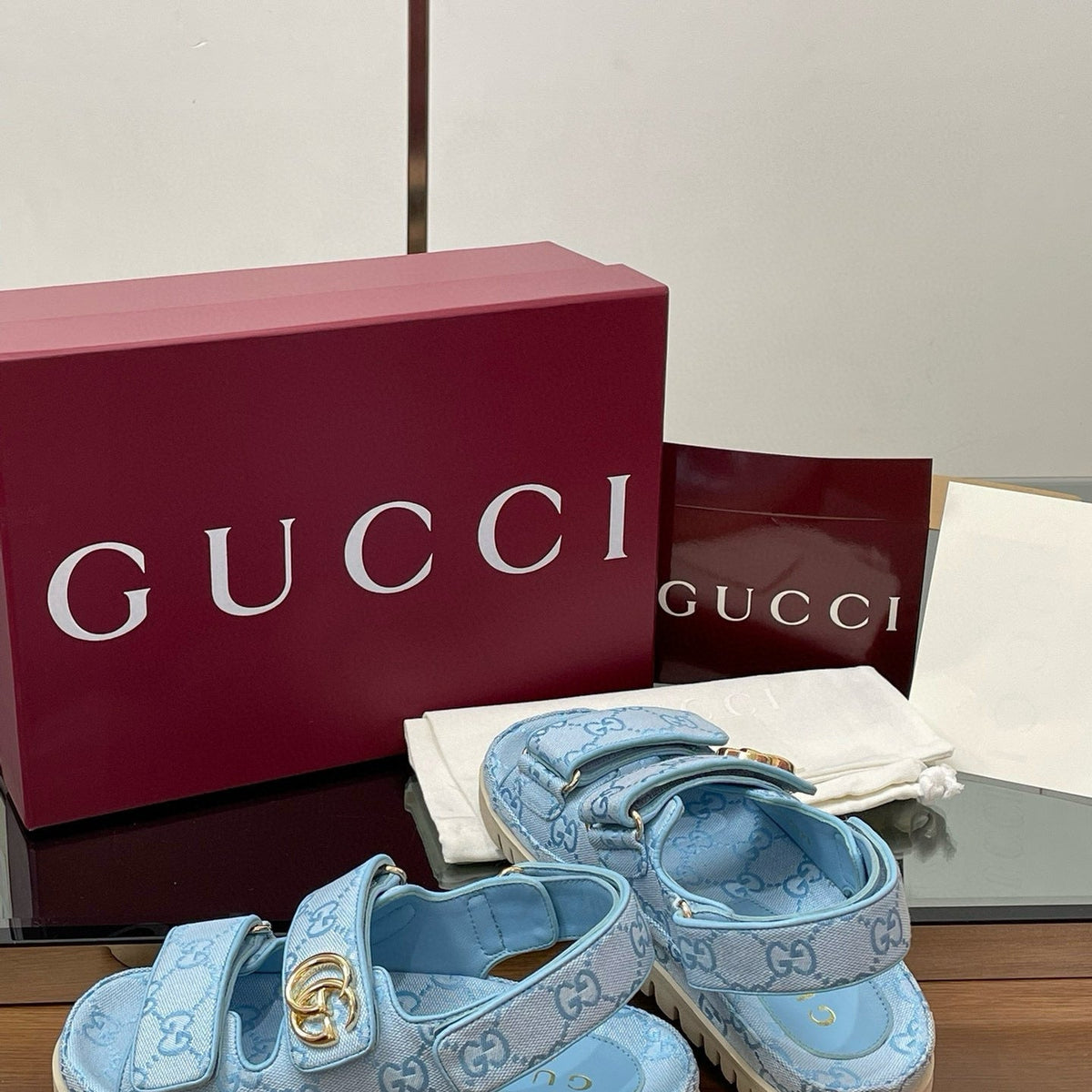 GG SANDALS