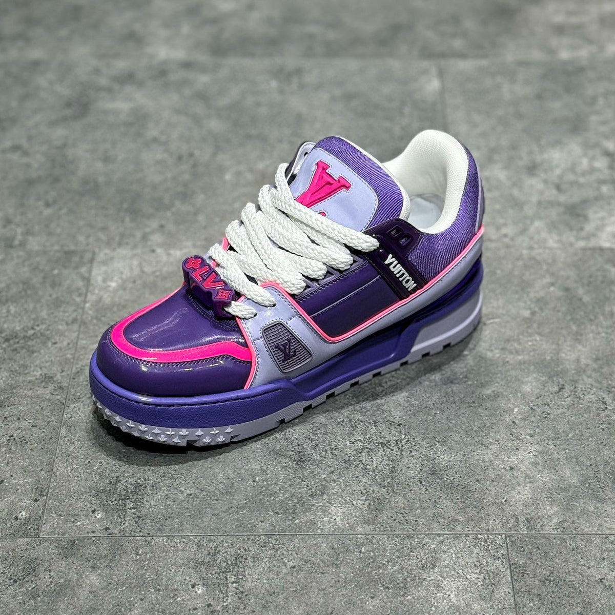 LOU TRAINERS