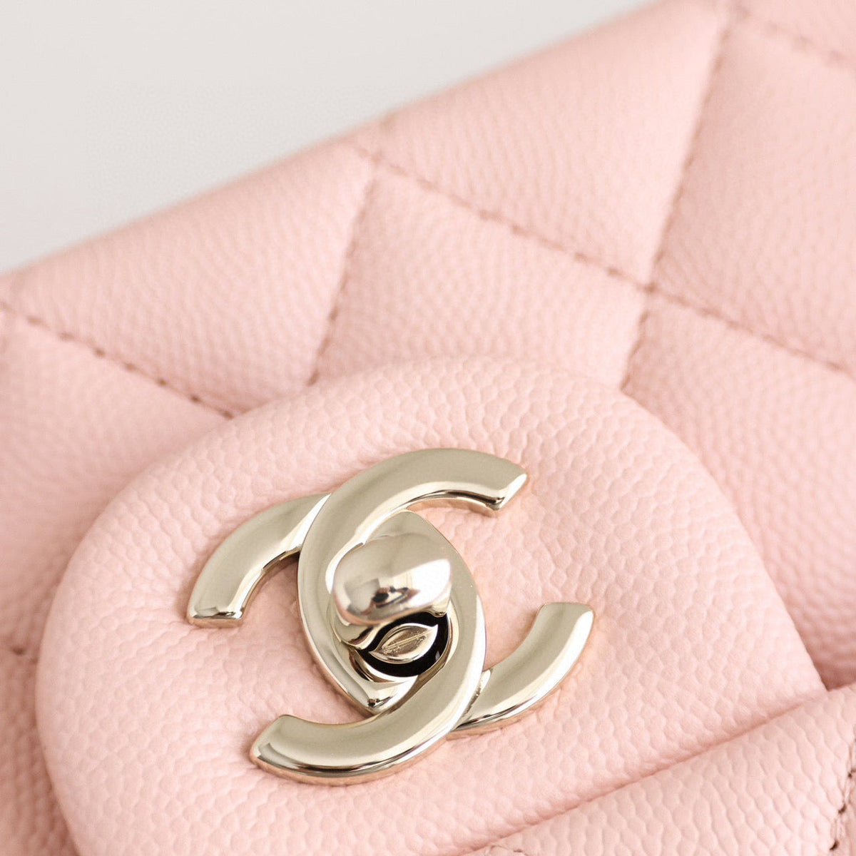 CC CLASSIC FLAP BAG
