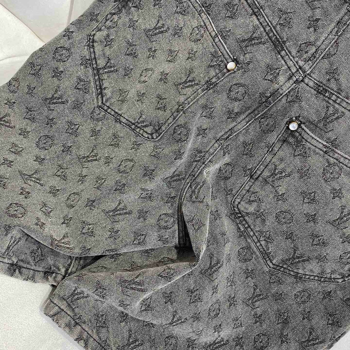 LOU DENIM SHORTS