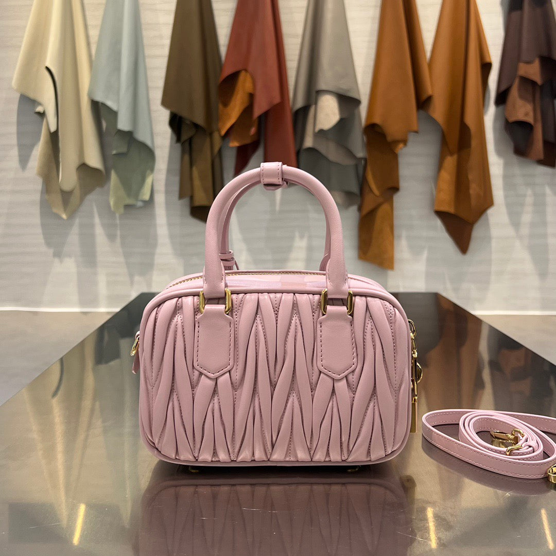 MIU M ARCADIE MATELASSE BAG