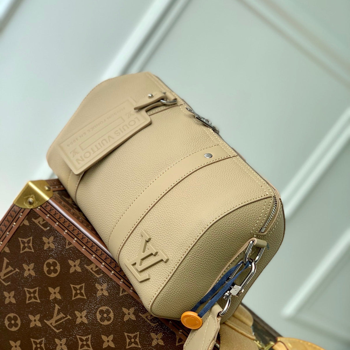 LOU CITY KEEPALL BAG