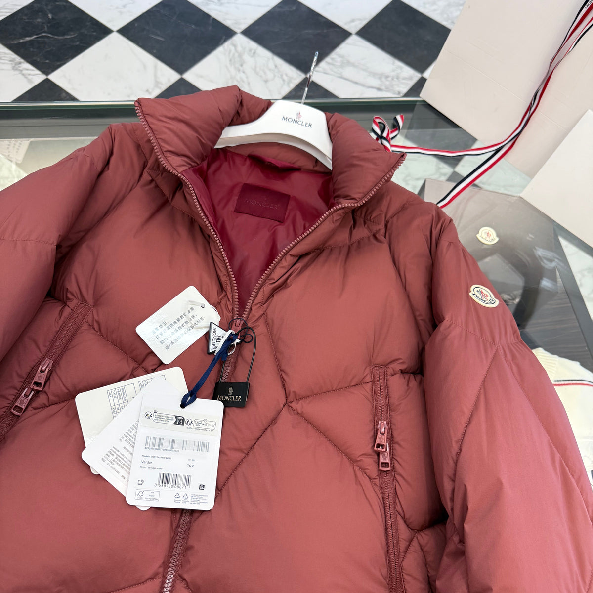 MONC VARDAR JACKET