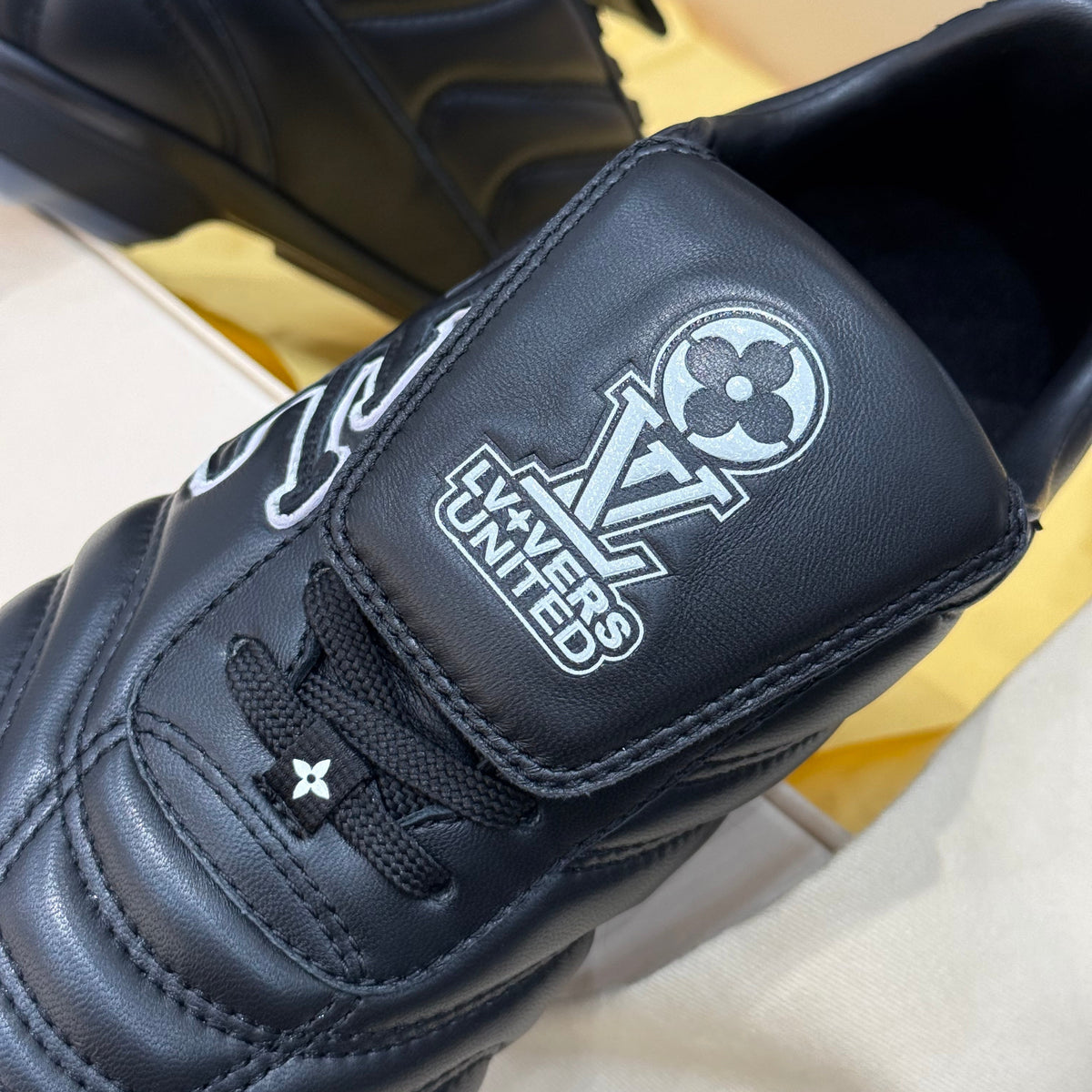 LOU FOOTPRINT SNEAKER