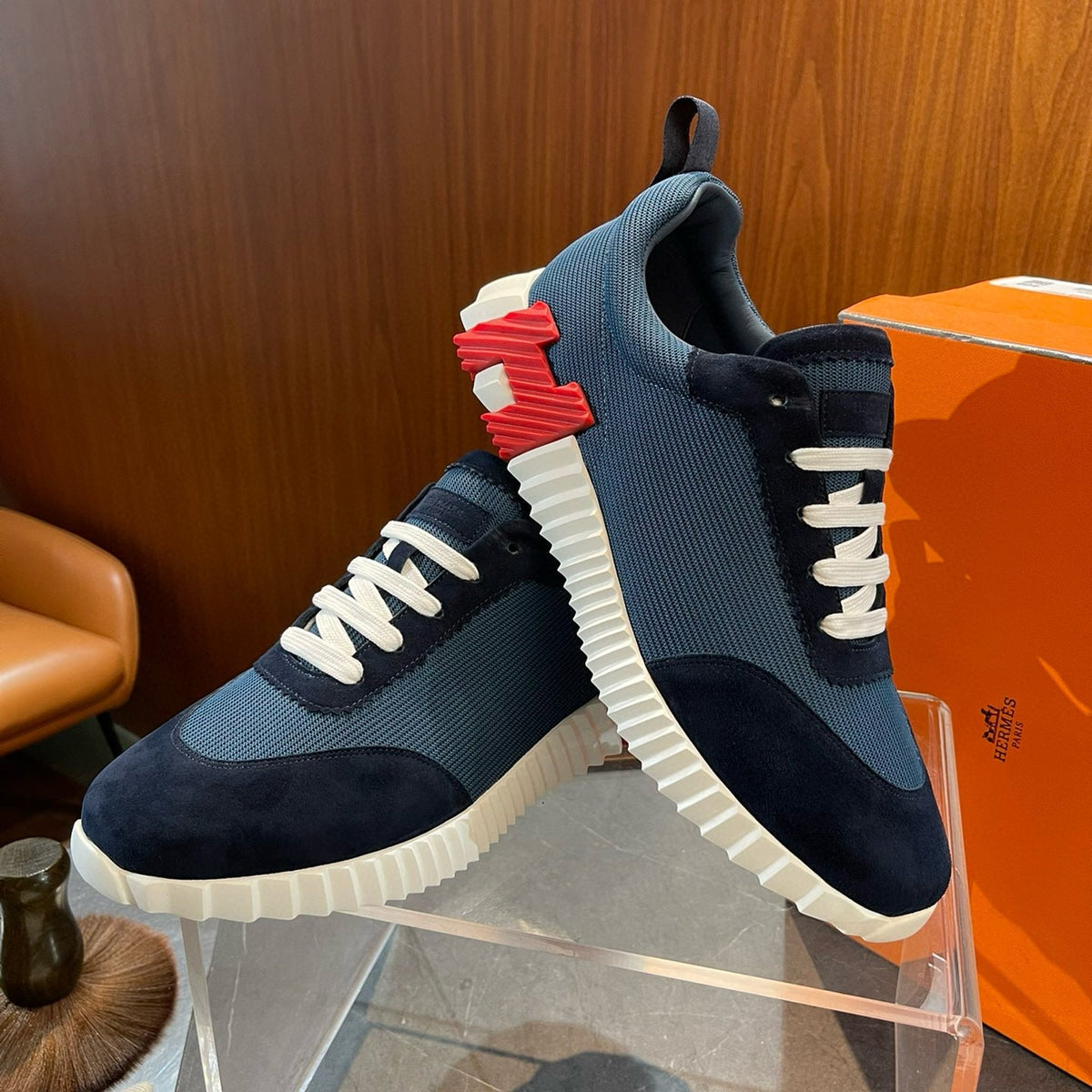 HERM BOUNCING SNEAKERS