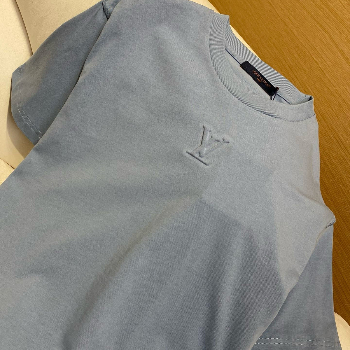 LOU T-SHIRT