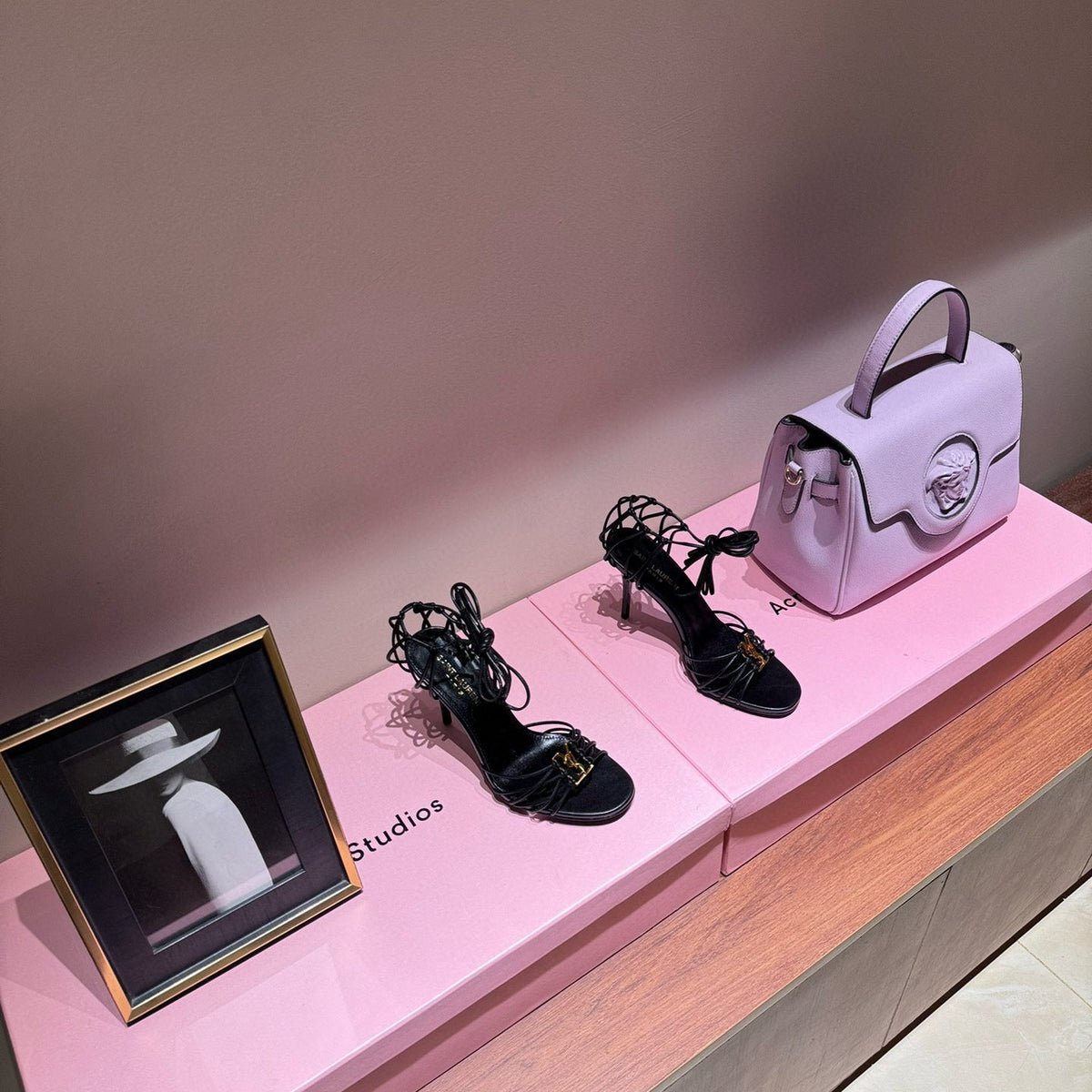 SL HEELS
