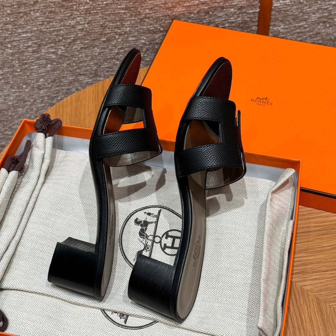 HERM OASIS SANDALS