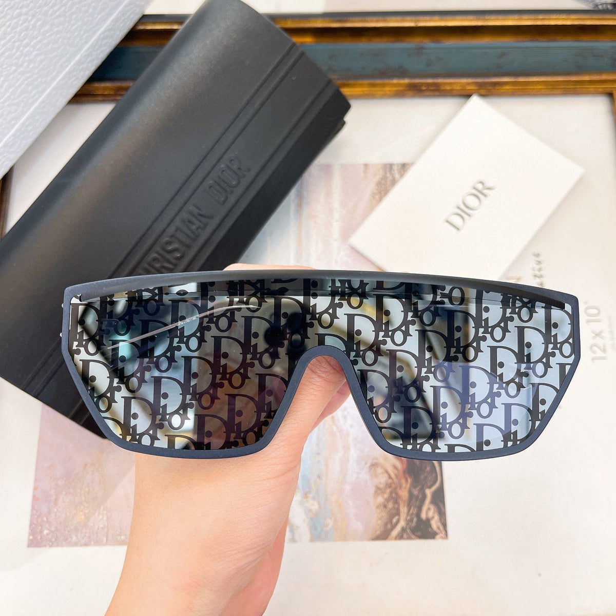 CD SUNGLASSES