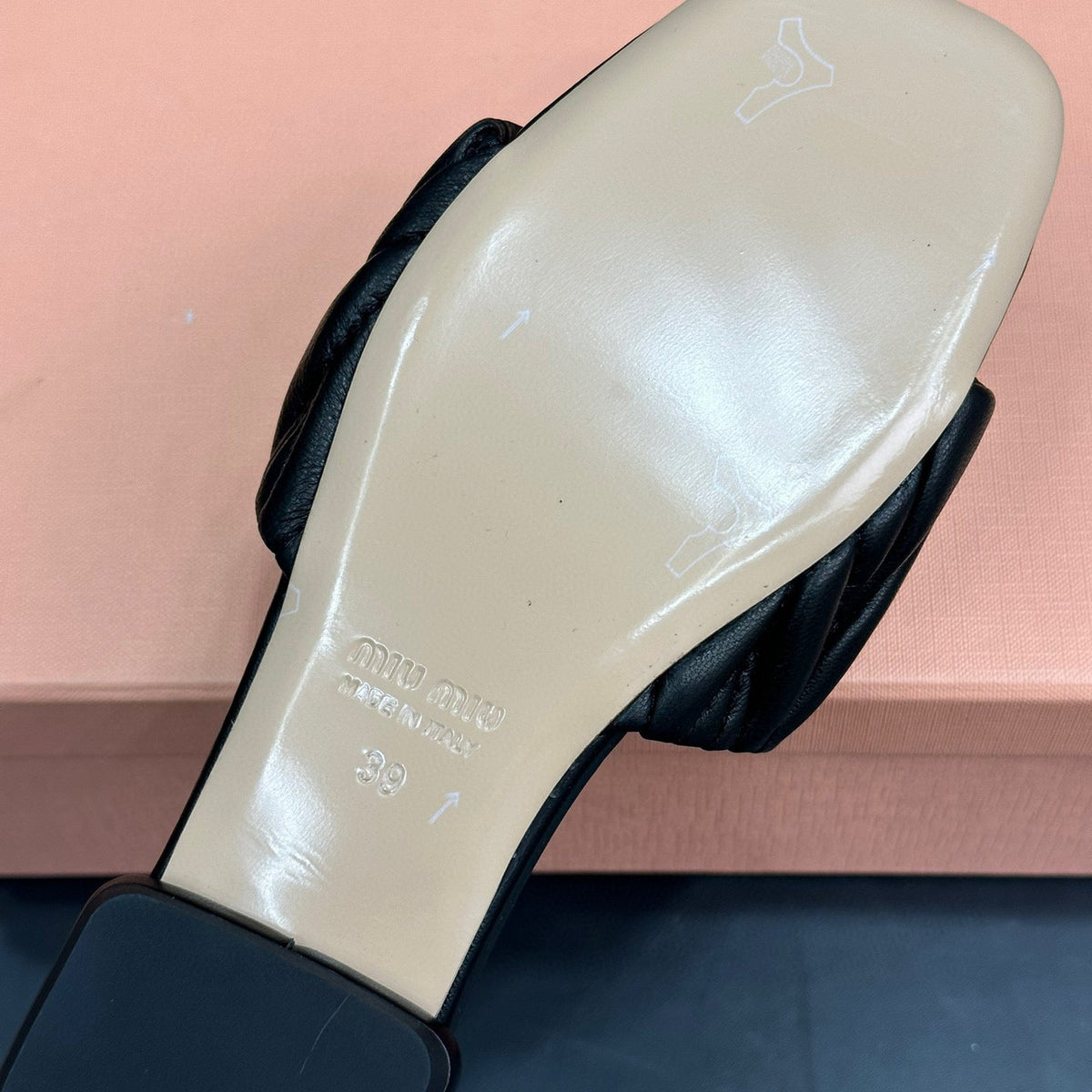 MIU M SANDALS