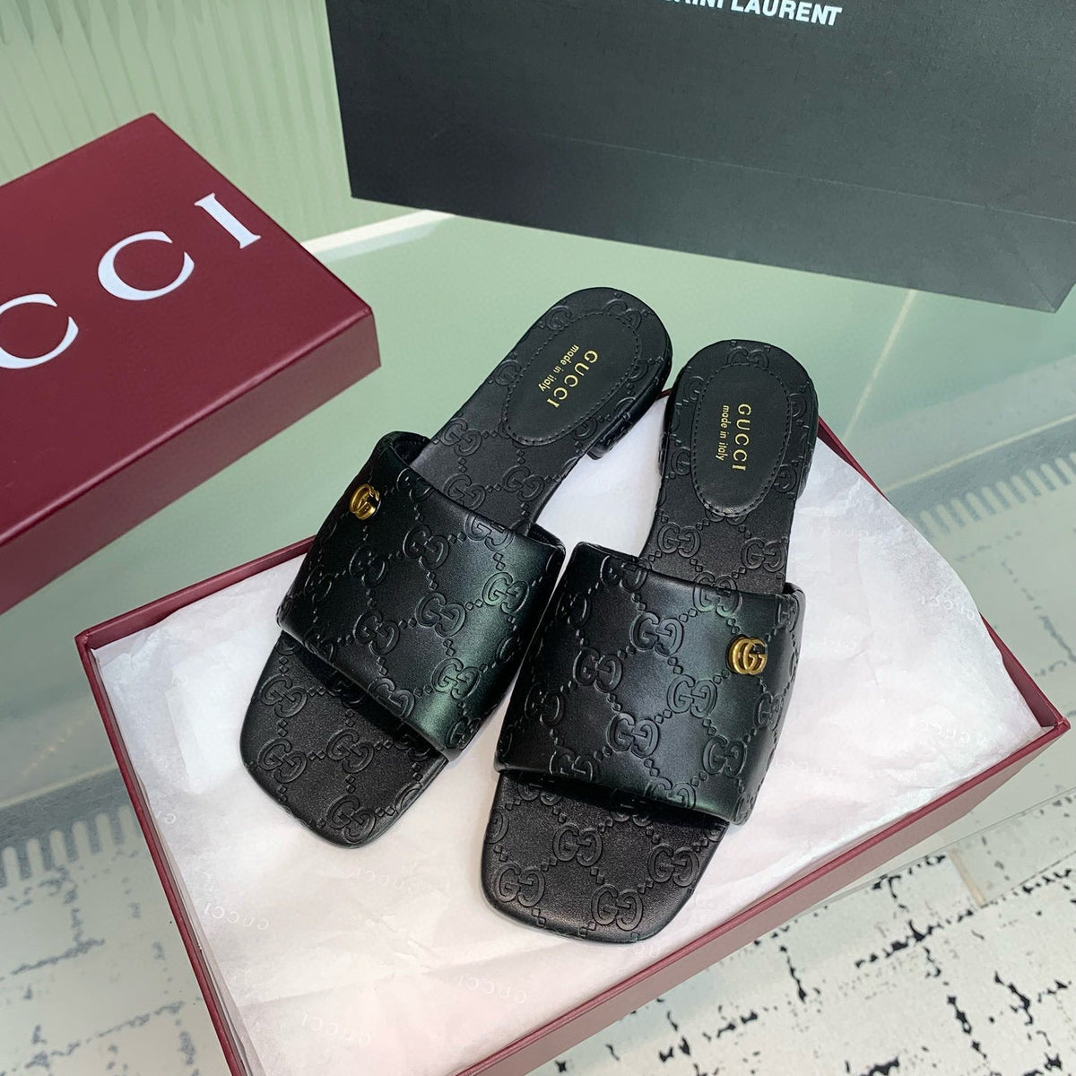 GG SANDALS