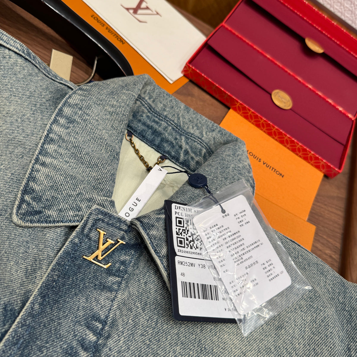 LOU DENIM JACKET