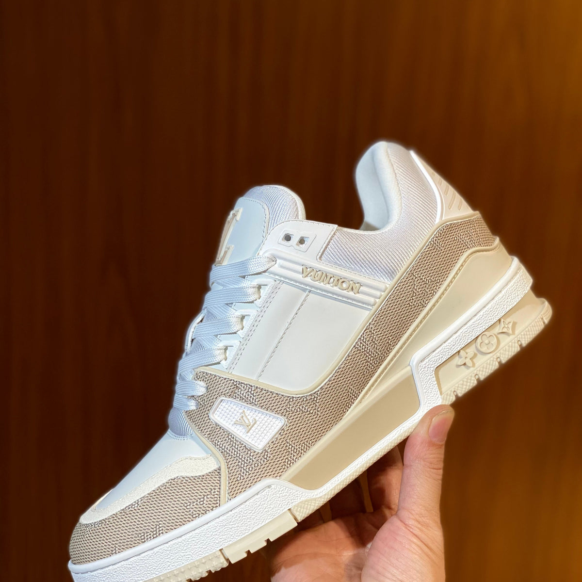 LOU TRAINERS