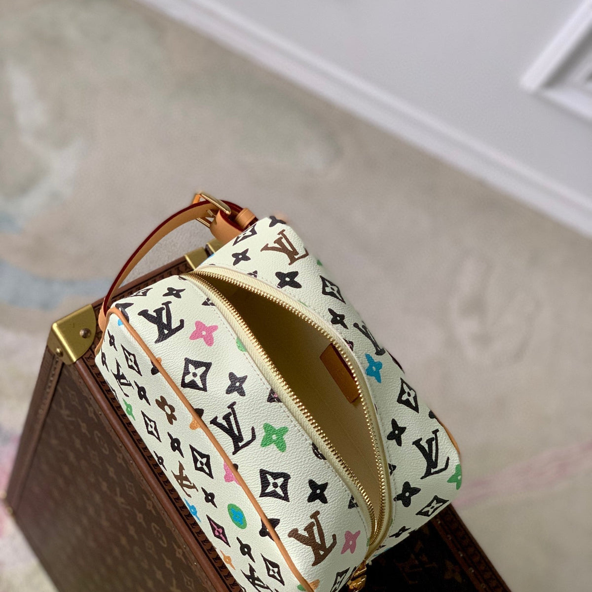 LOU LOCKER DOPP KIT