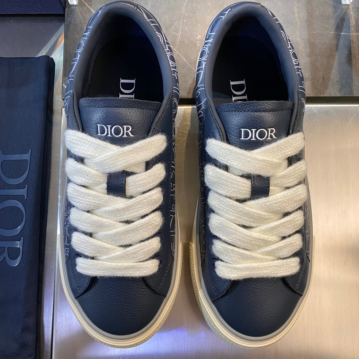 CD B33 SNEAKER