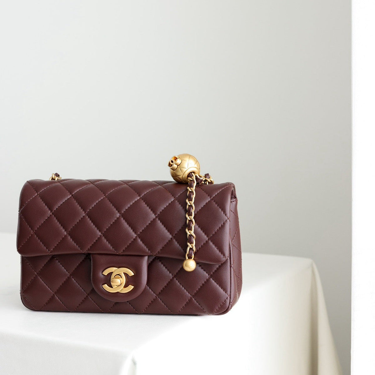 CC CLASSIC FLAP MINI BAG