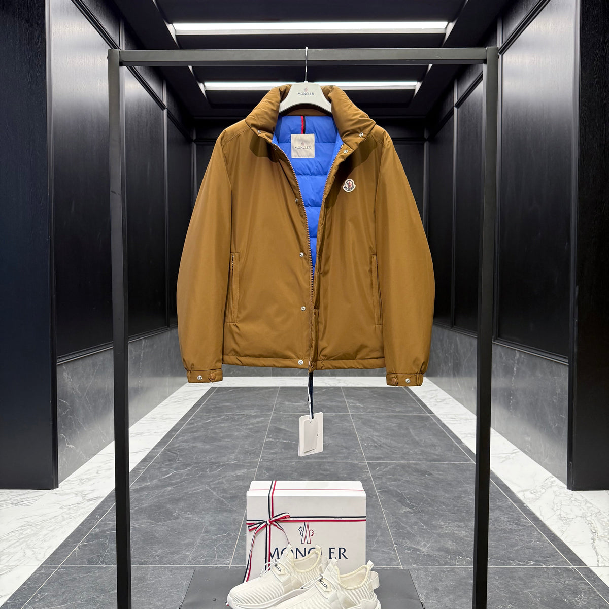 MONC EPINE JACKET