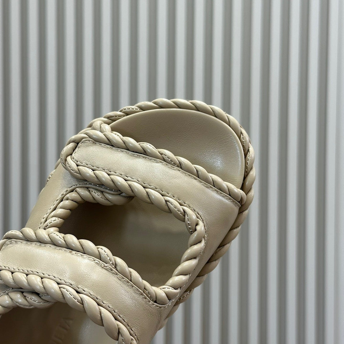 BV SANDALS