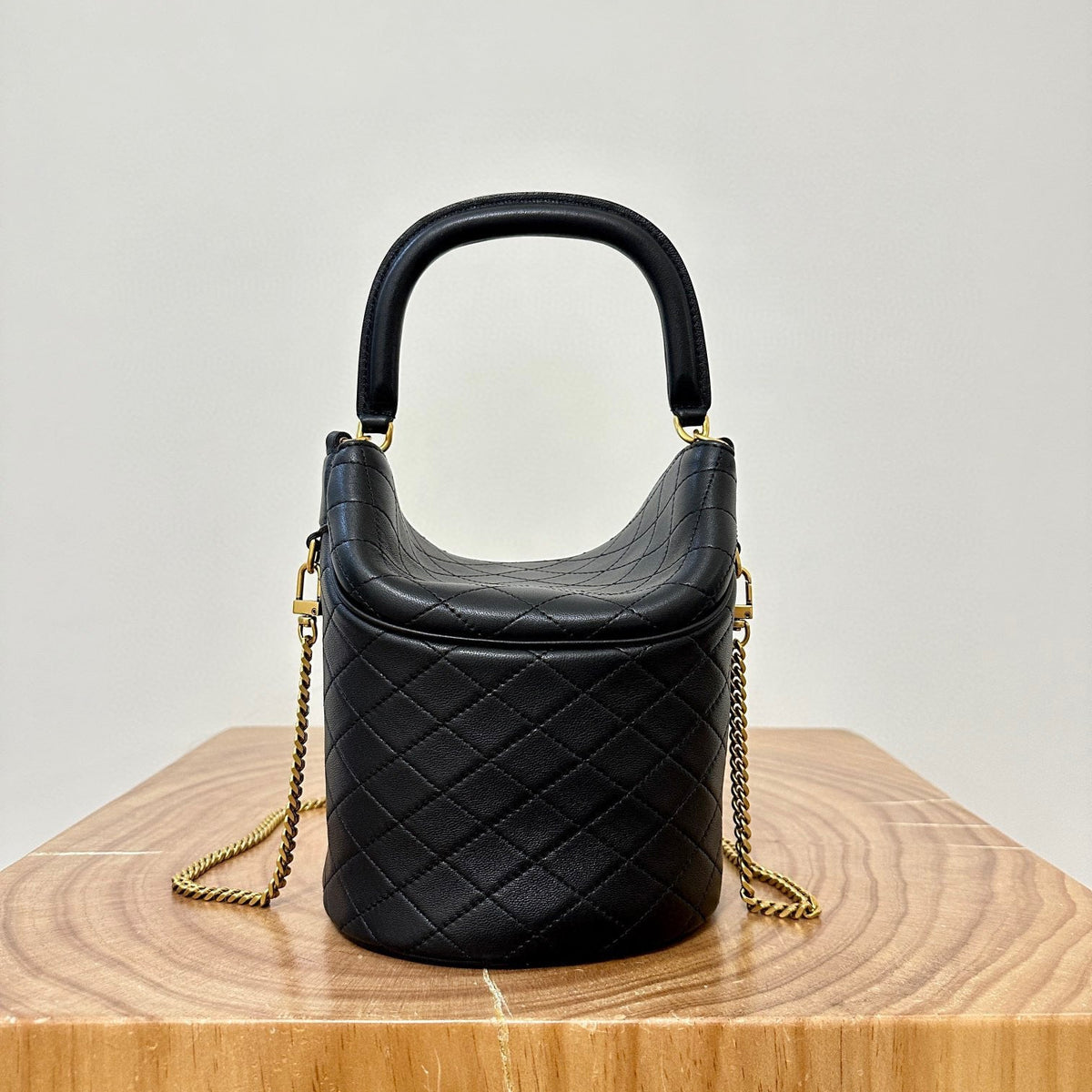 SL GABY BUCKET BAG