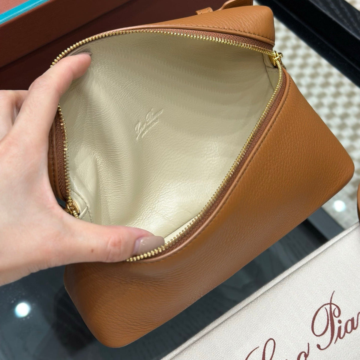 LORO P EXTRA POCKET L19 BAG