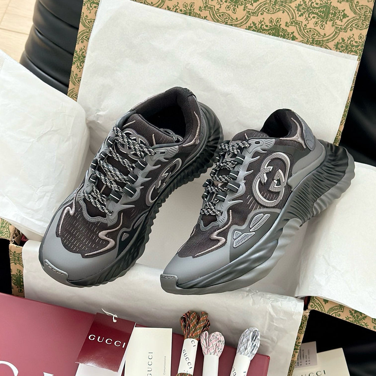 GG RIPPLE TRAINERS