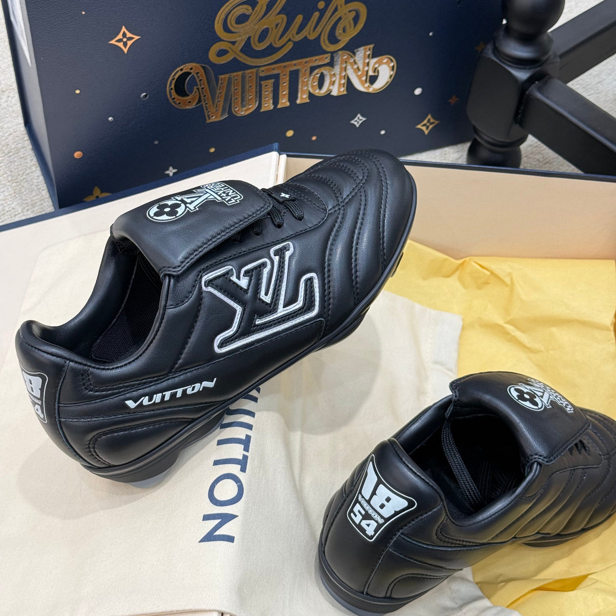 LOU FOOTPRINT SNEAKER