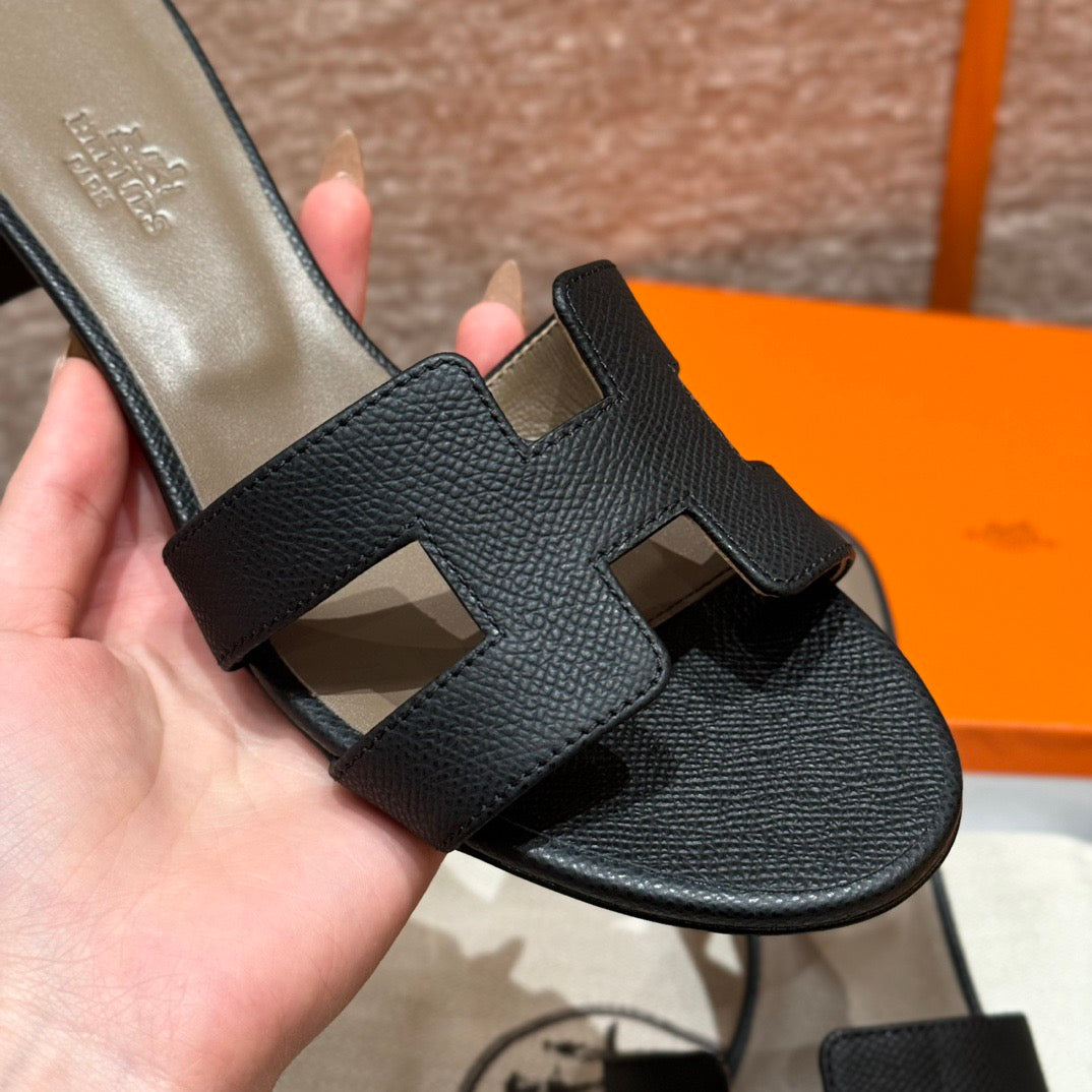 HERM OASIS SANDALS