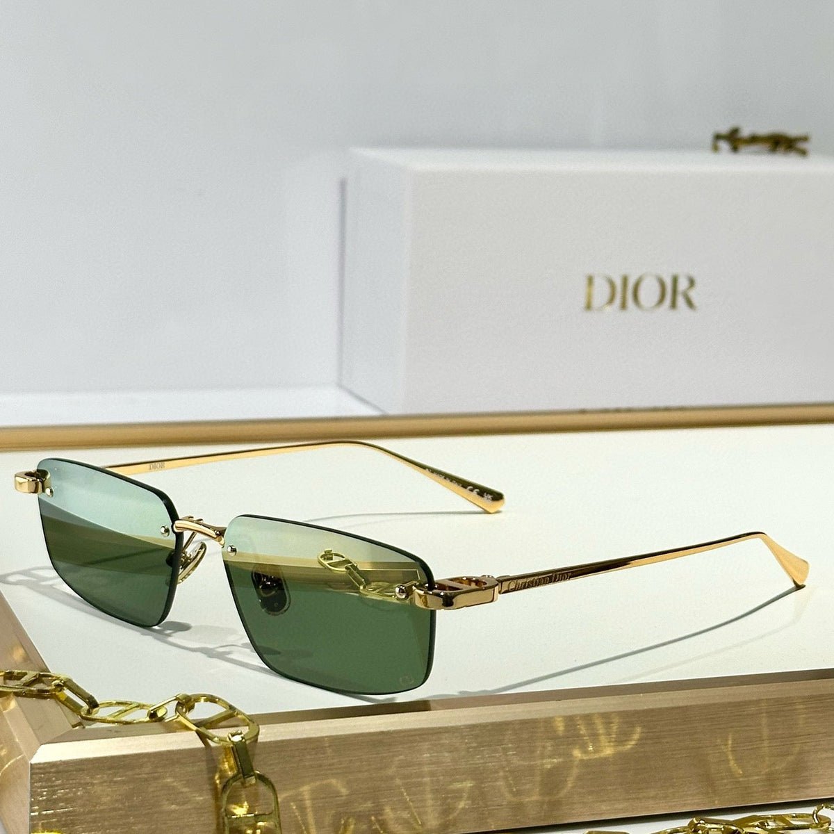 CD SUNGLASSES