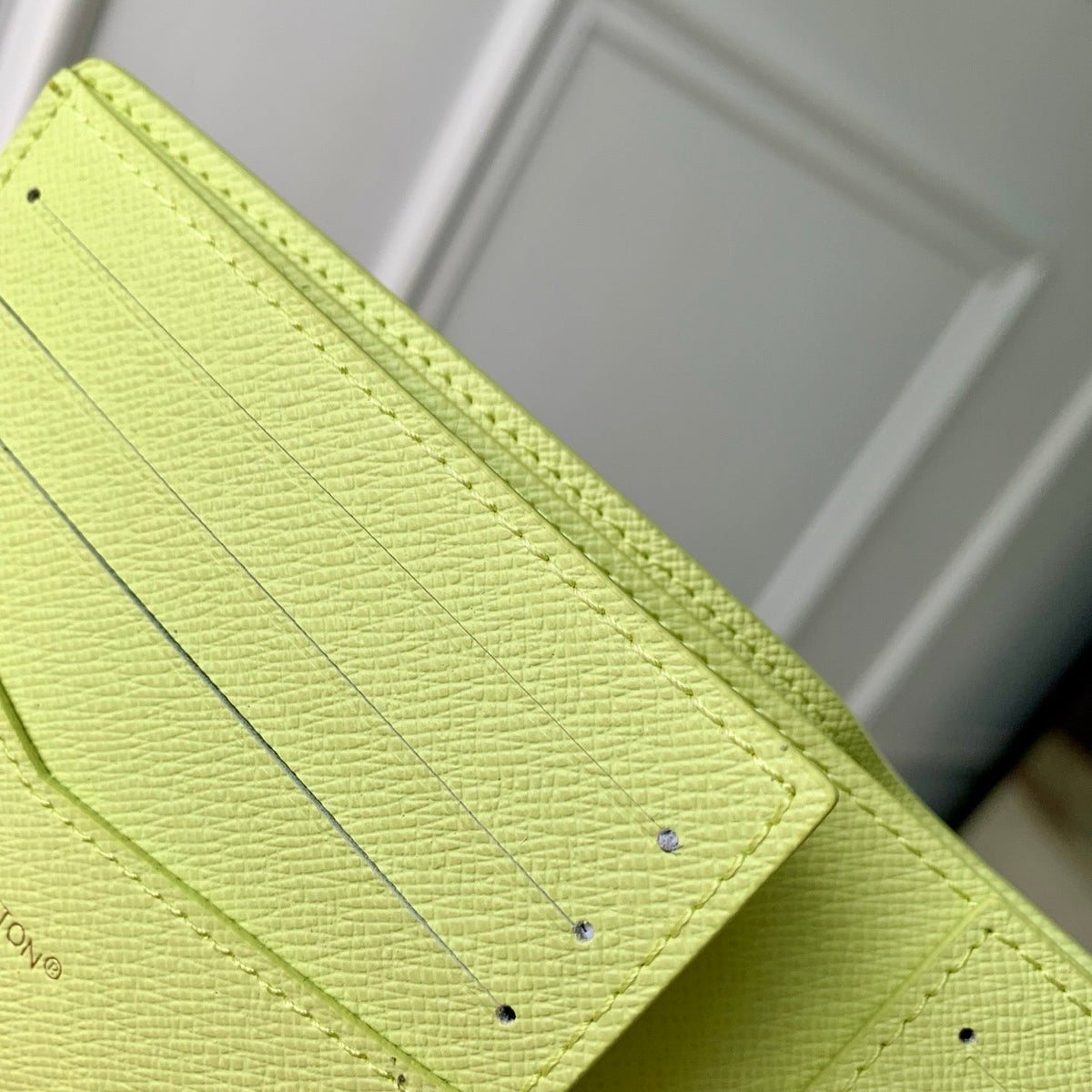 LOU SLENDER WALLET