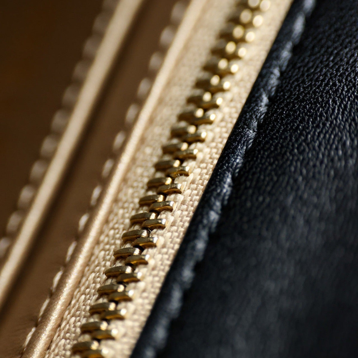 CC CLASSIC FLAP MINI BAG