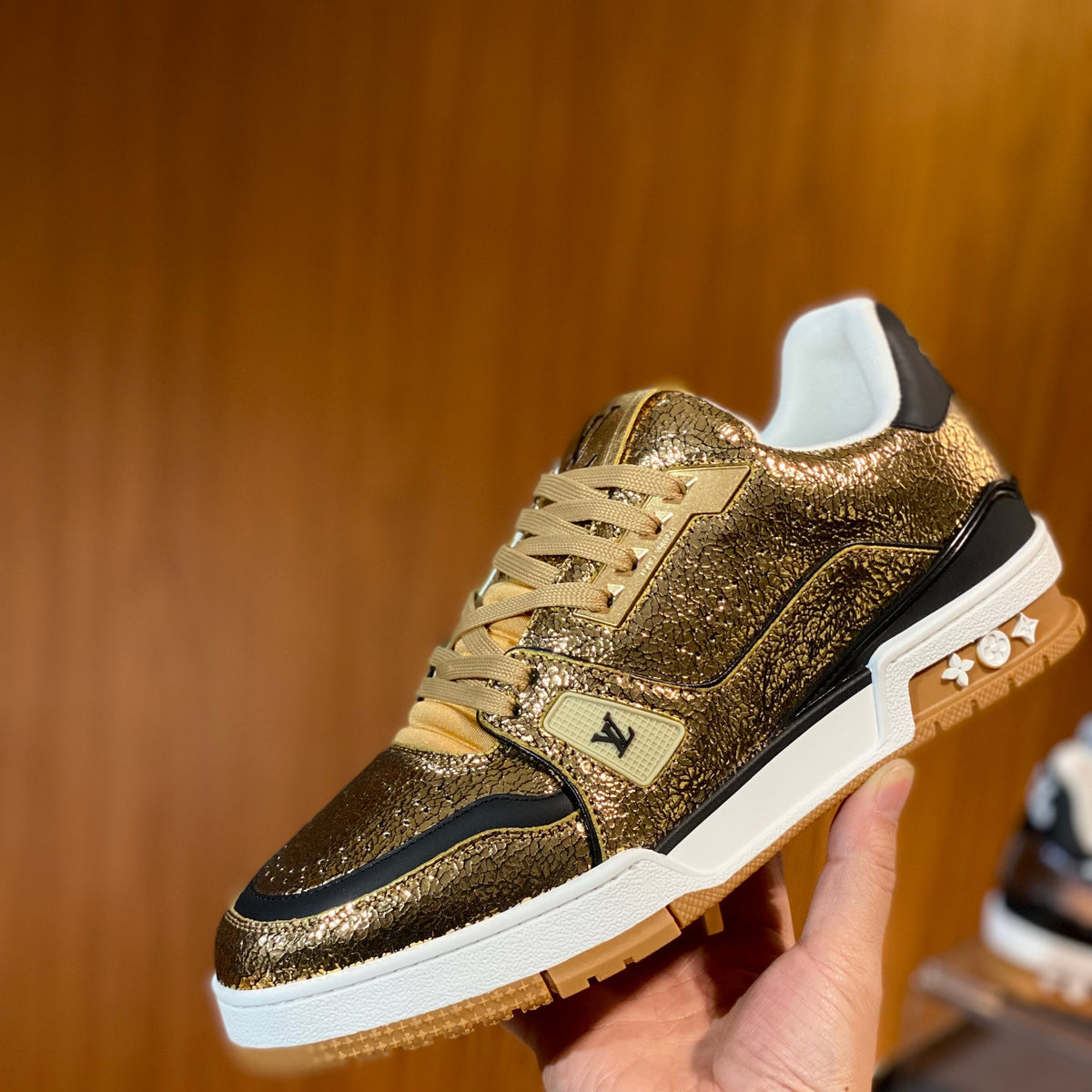 LOU TRAINERS