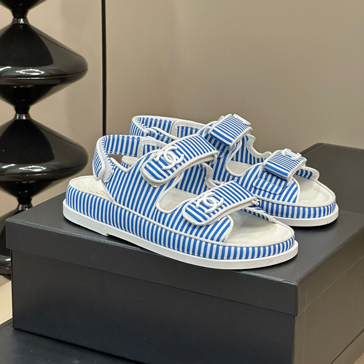 CC SANDALS