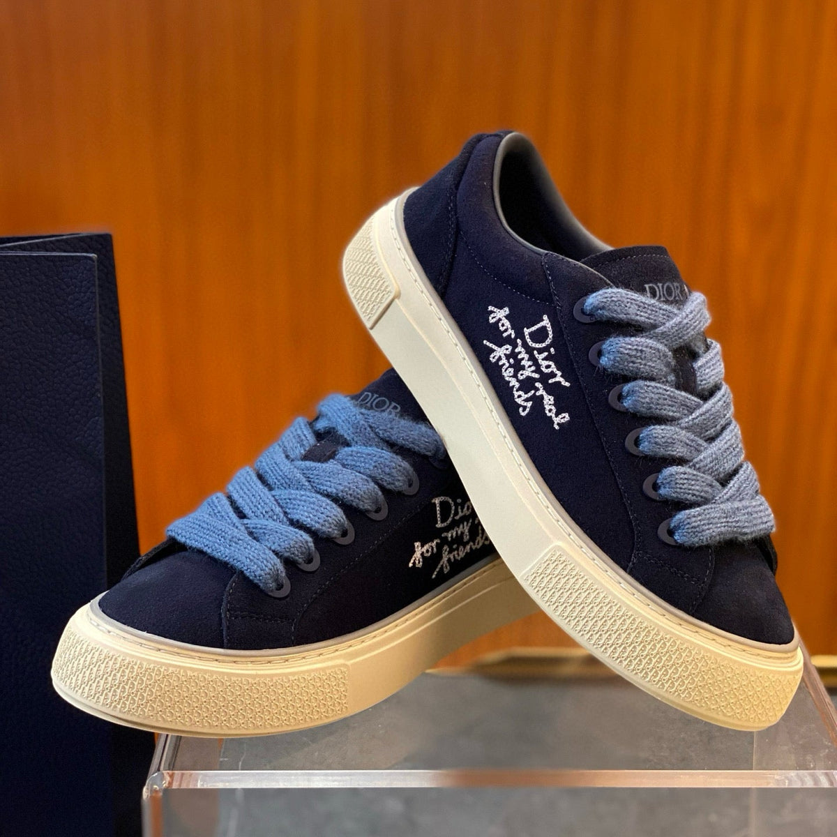 CD B33 SNEAKER