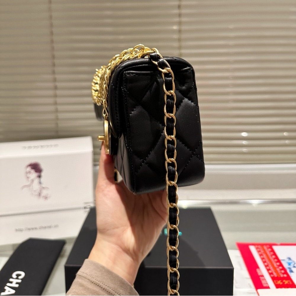 CC SMALL FLAP BAG WITH CHAIN BLACK 20CM
