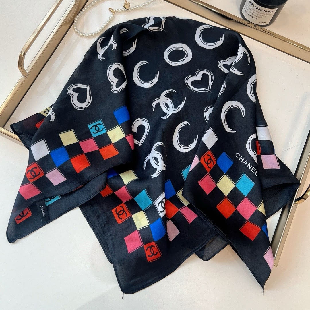 CC HEART AND LOGO PATTERN SILK SCARF IN BLACK 70CM